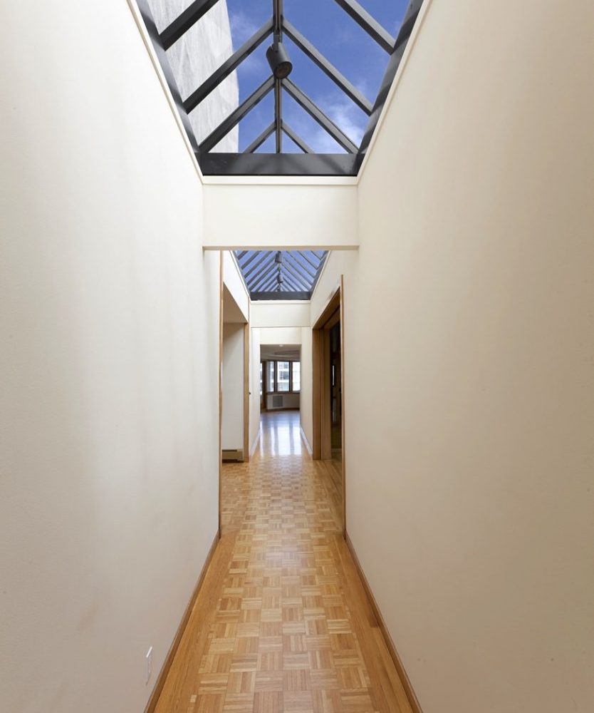 6 2111 Franklin 9 Hall 1